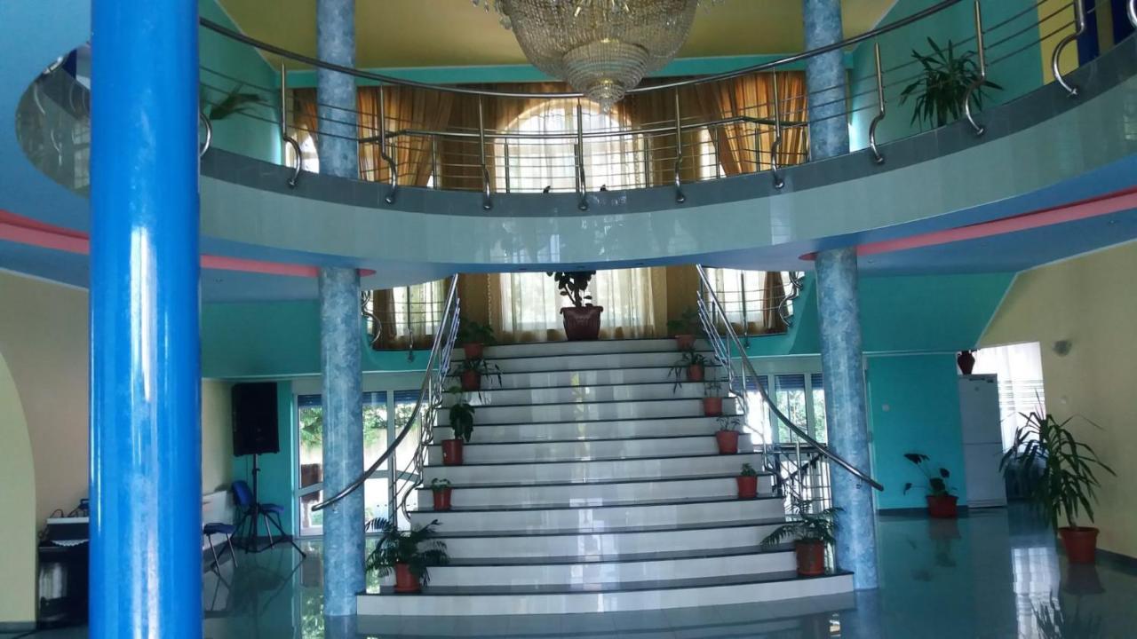Casa Albastra Hotel Drumu Carului Exterior photo